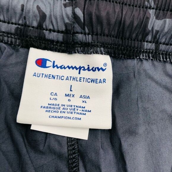 Brand New Authentic Champion AOP Global Explorer SwimShorts For Men Size Large - Picture 5 of 8